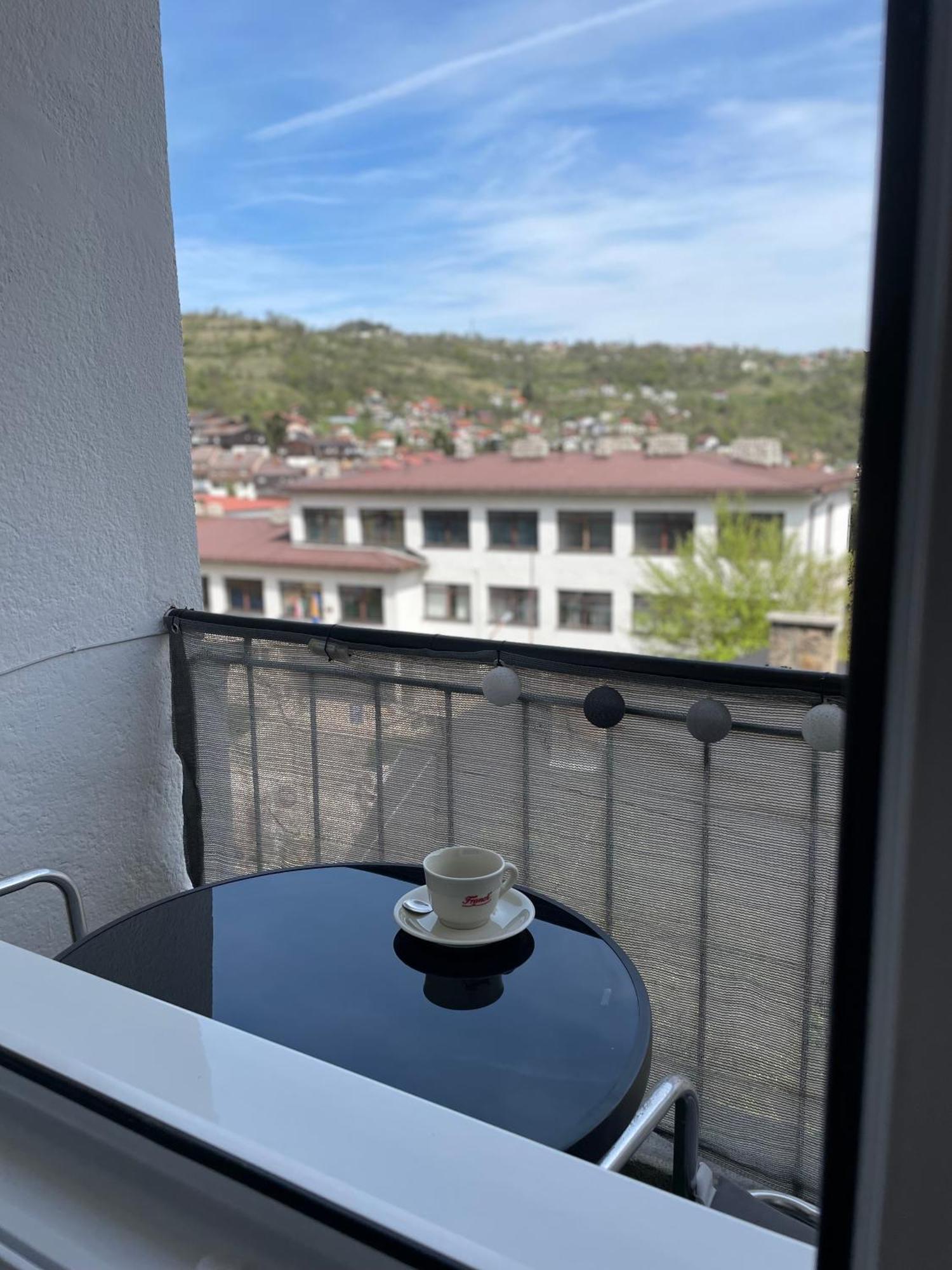 Apartment Silver