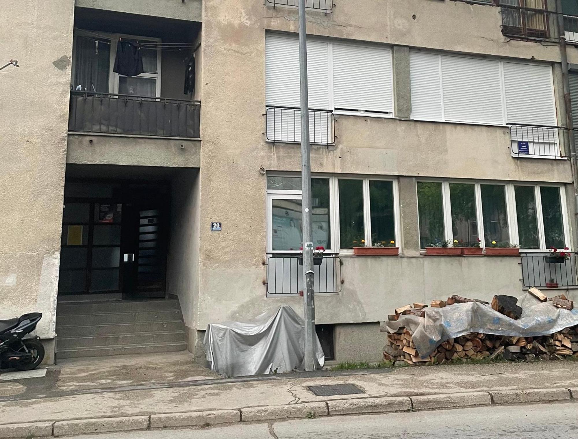 Apartment Silver